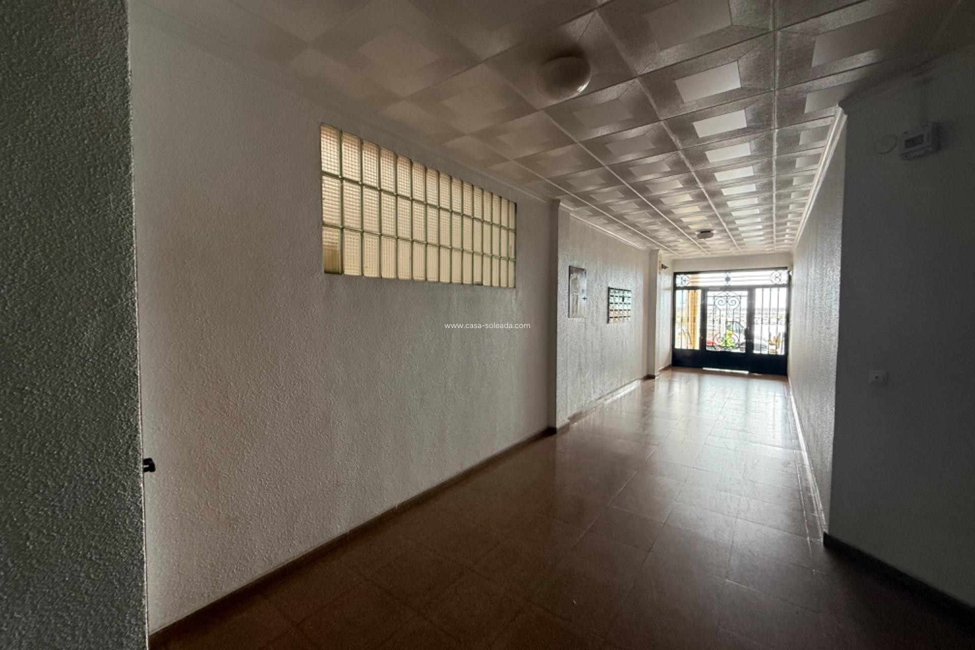 Wiederverkauf - Wohnung - Torrevieja - El Acequión - Los Náufragos