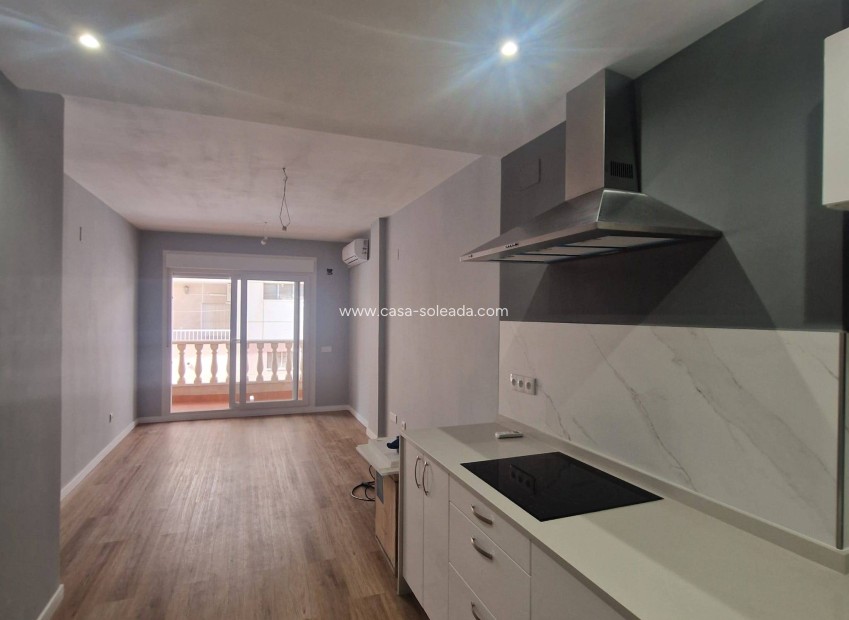 Wiederverkauf - Wohnung - Torrevieja - La Mata