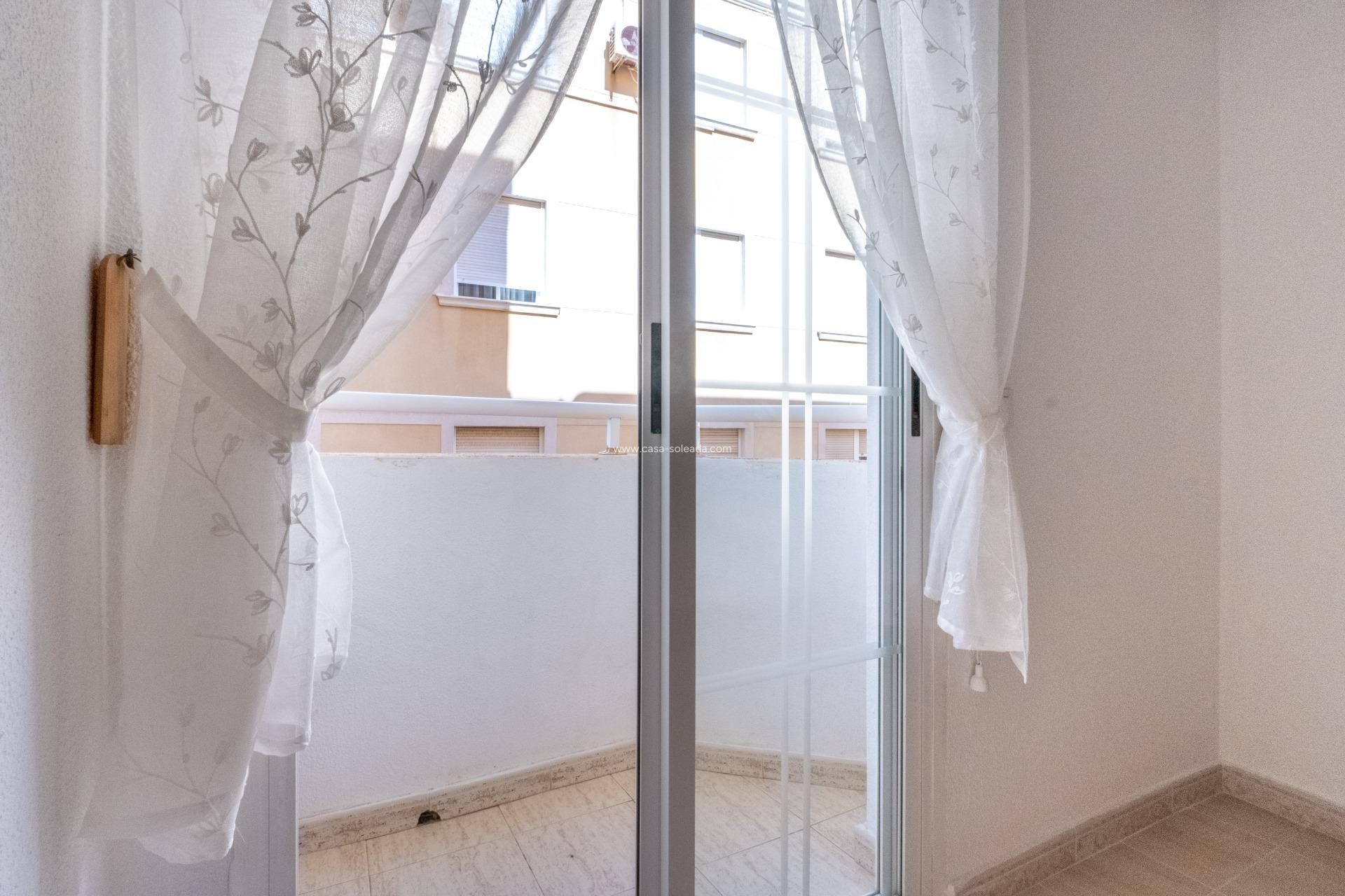 Wiederverkauf - Wohnung - Torrevieja - La Mata