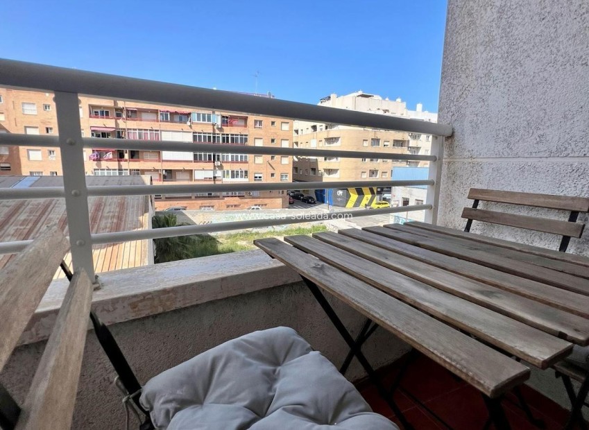 Wiederverkauf - Wohnung - Torrevieja - Playa de los Locos