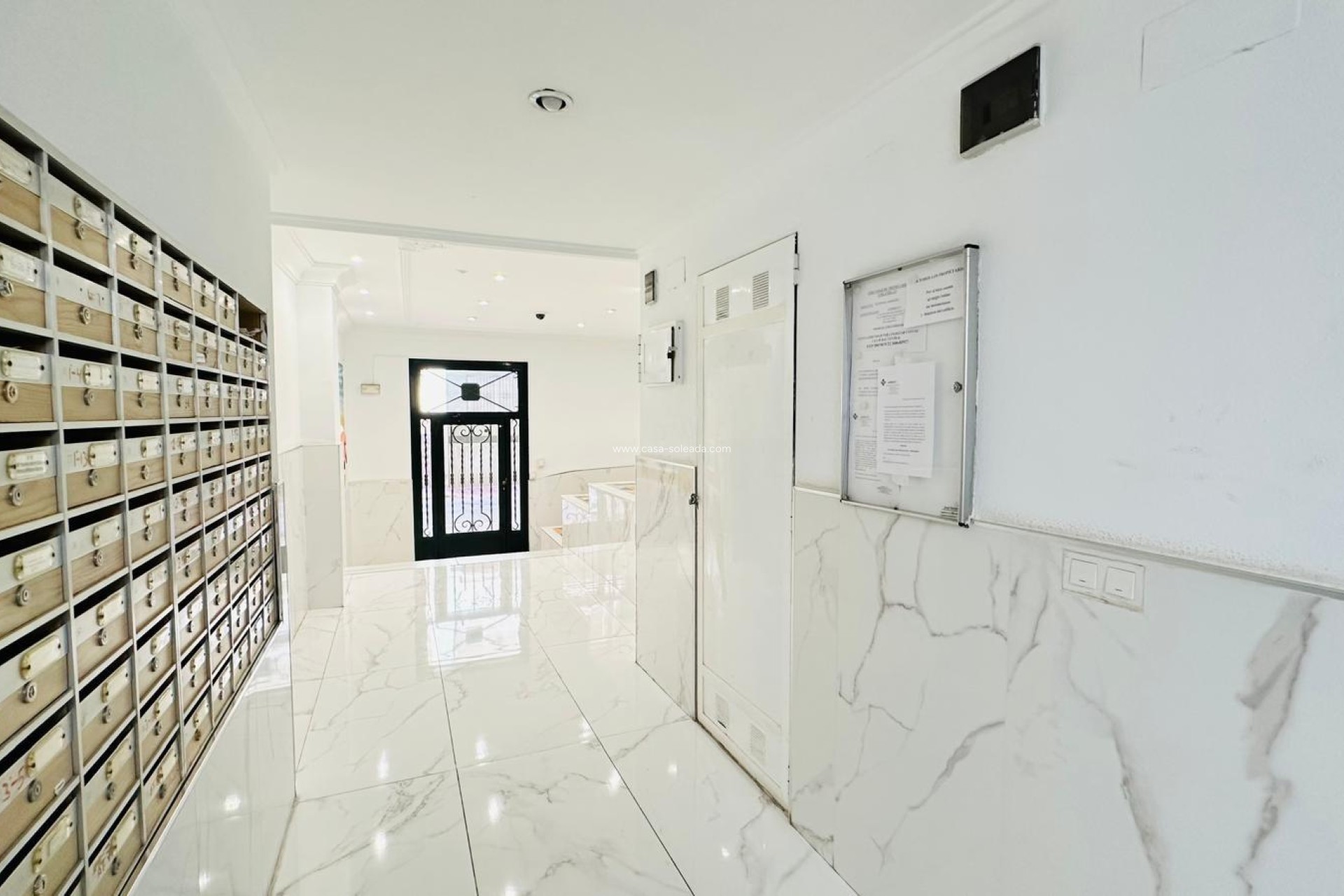 Wiederverkauf - Wohnung - Torrevieja - Playa de los Locos