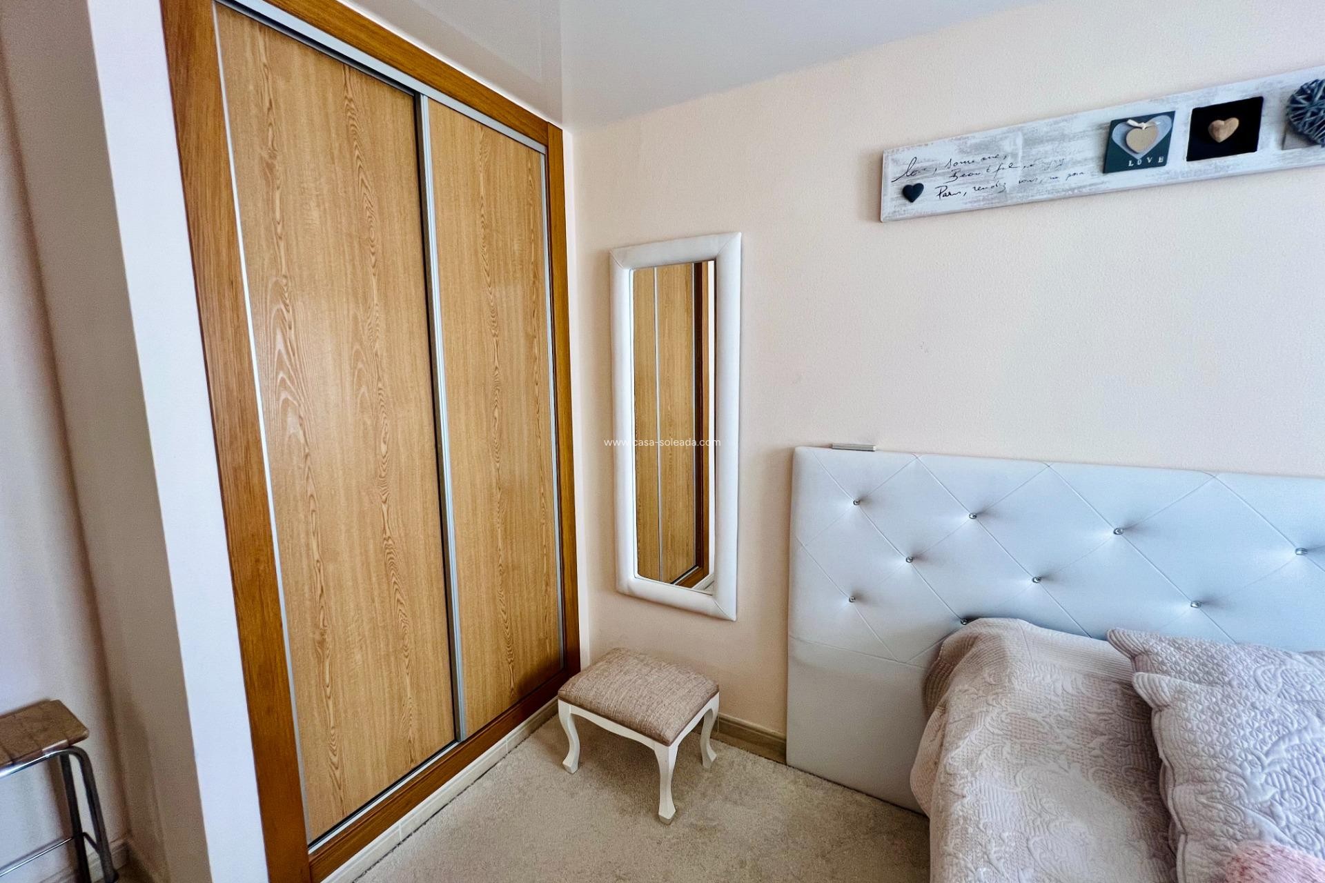Wiederverkauf - Wohnung - Torrevieja - Playa de los Locos