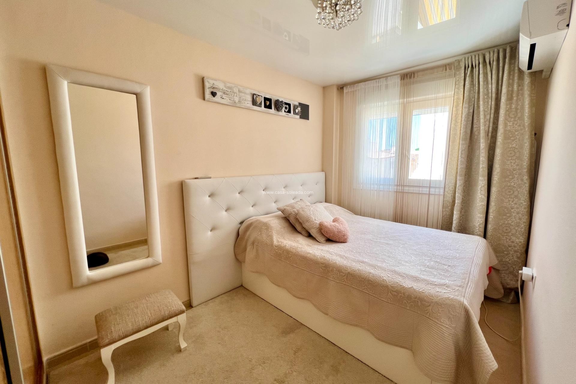 Wiederverkauf - Wohnung - Torrevieja - Playa de los Locos