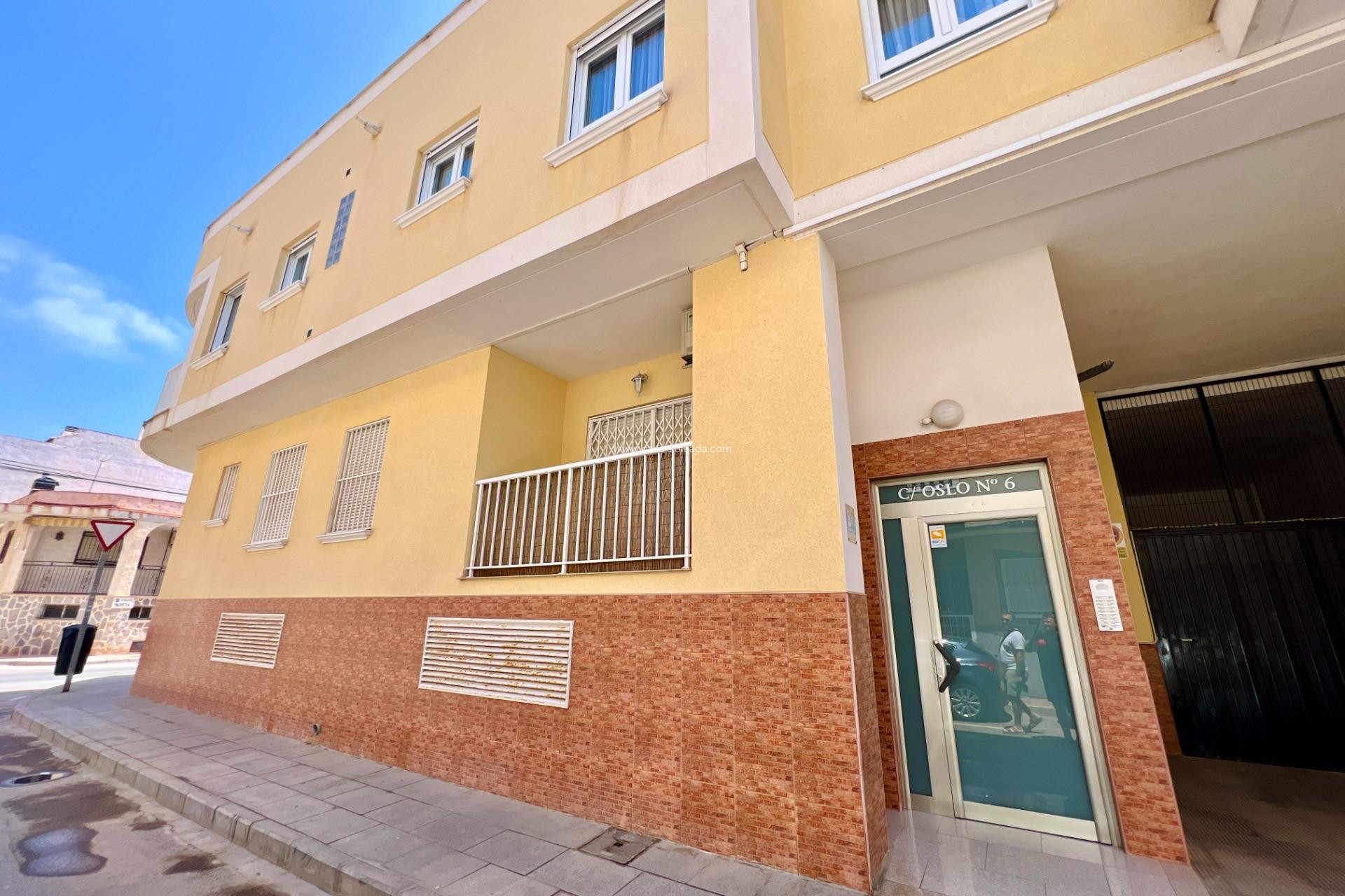 Wiederverkauf - Wohnung - Torrevieja - Playa de los Locos