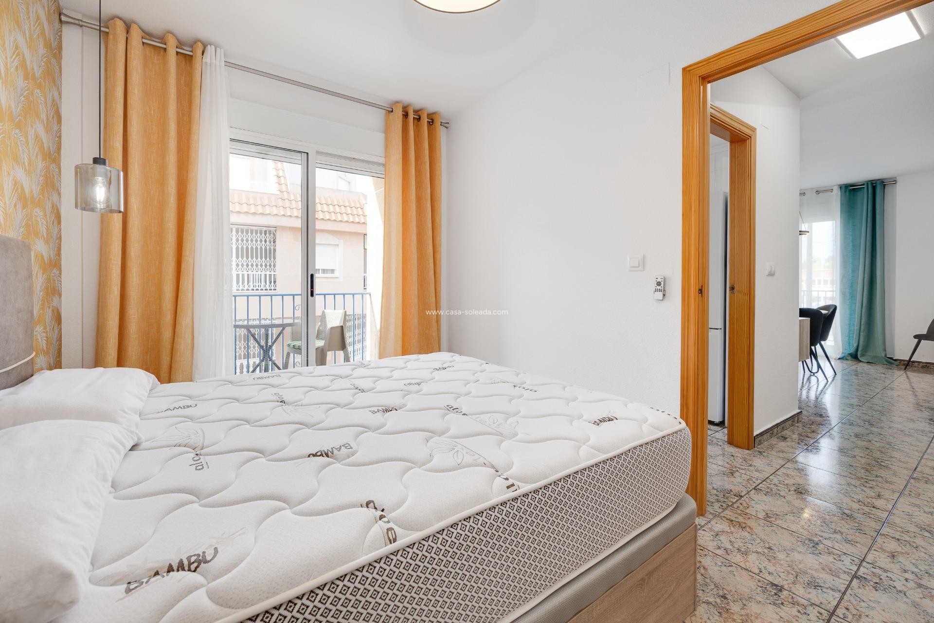 Wiederverkauf - Wohnung - Torrevieja - Playa De Los Naufragos