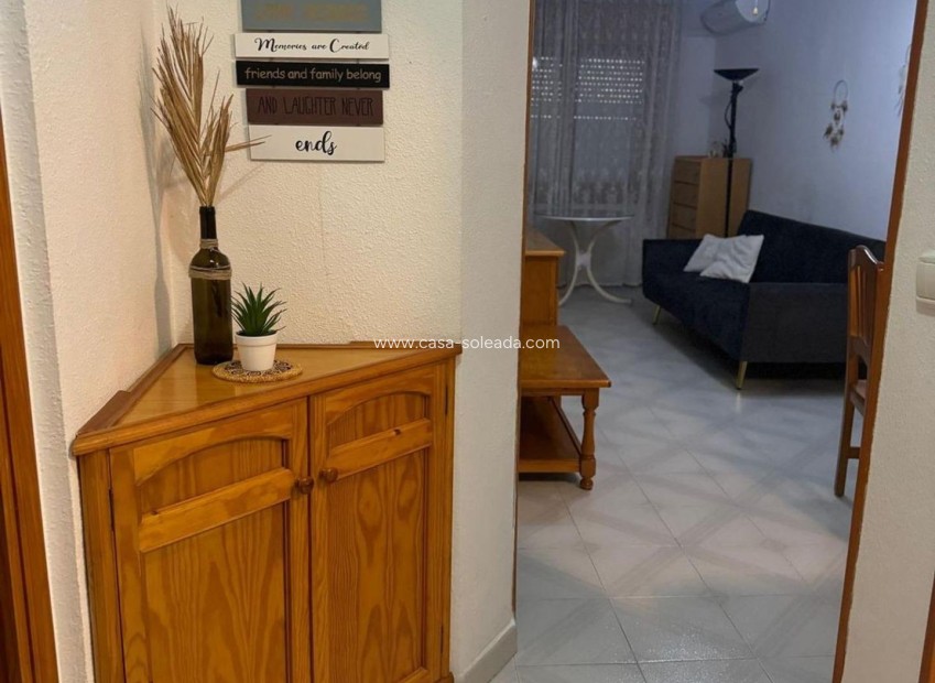 Wiederverkauf - Wohnung - Torrevieja - Playa De Los Naufragos