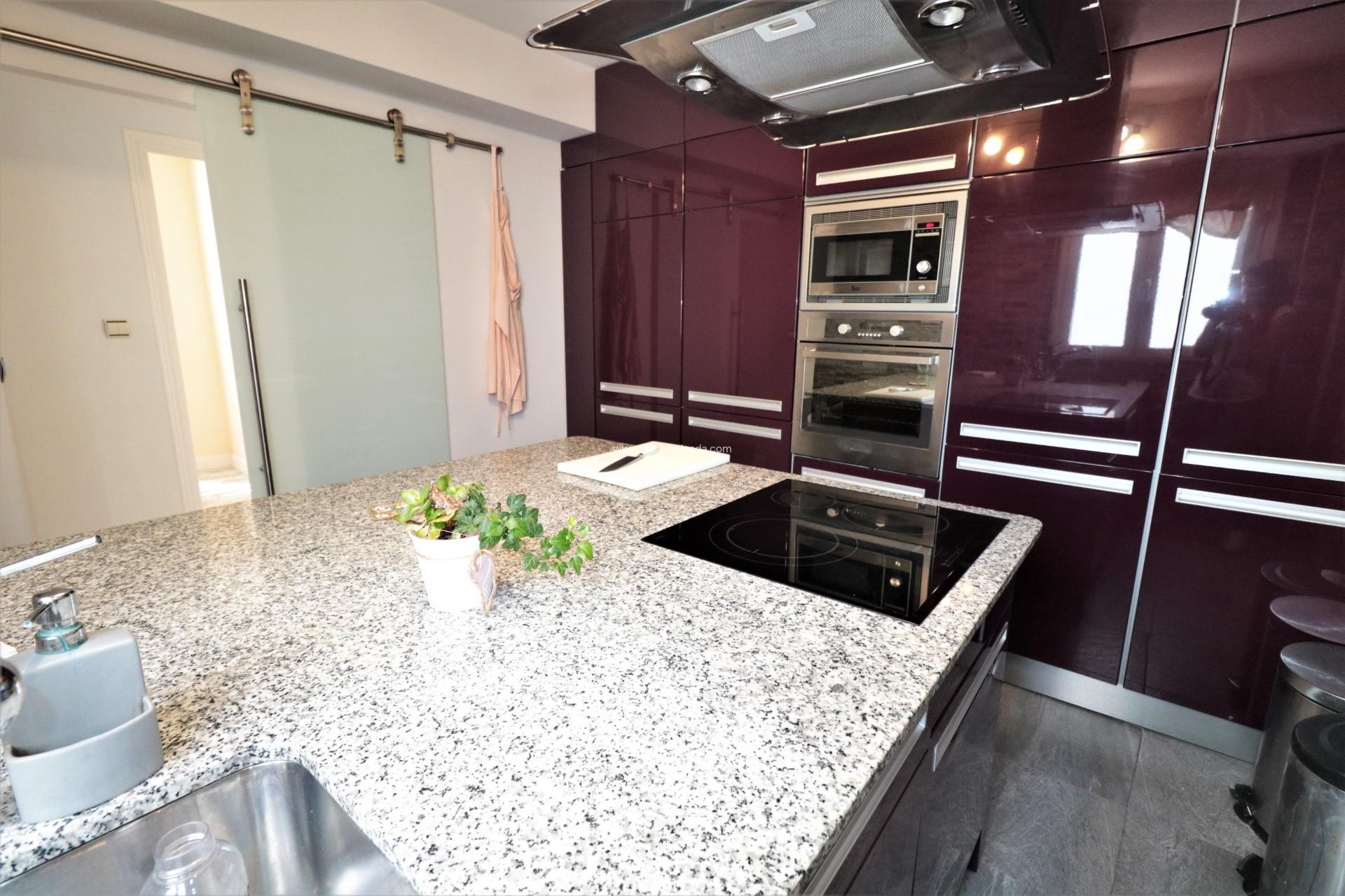 Wiederverkauf - Wohnung - Torrevieja - Playa De Los Naufragos
