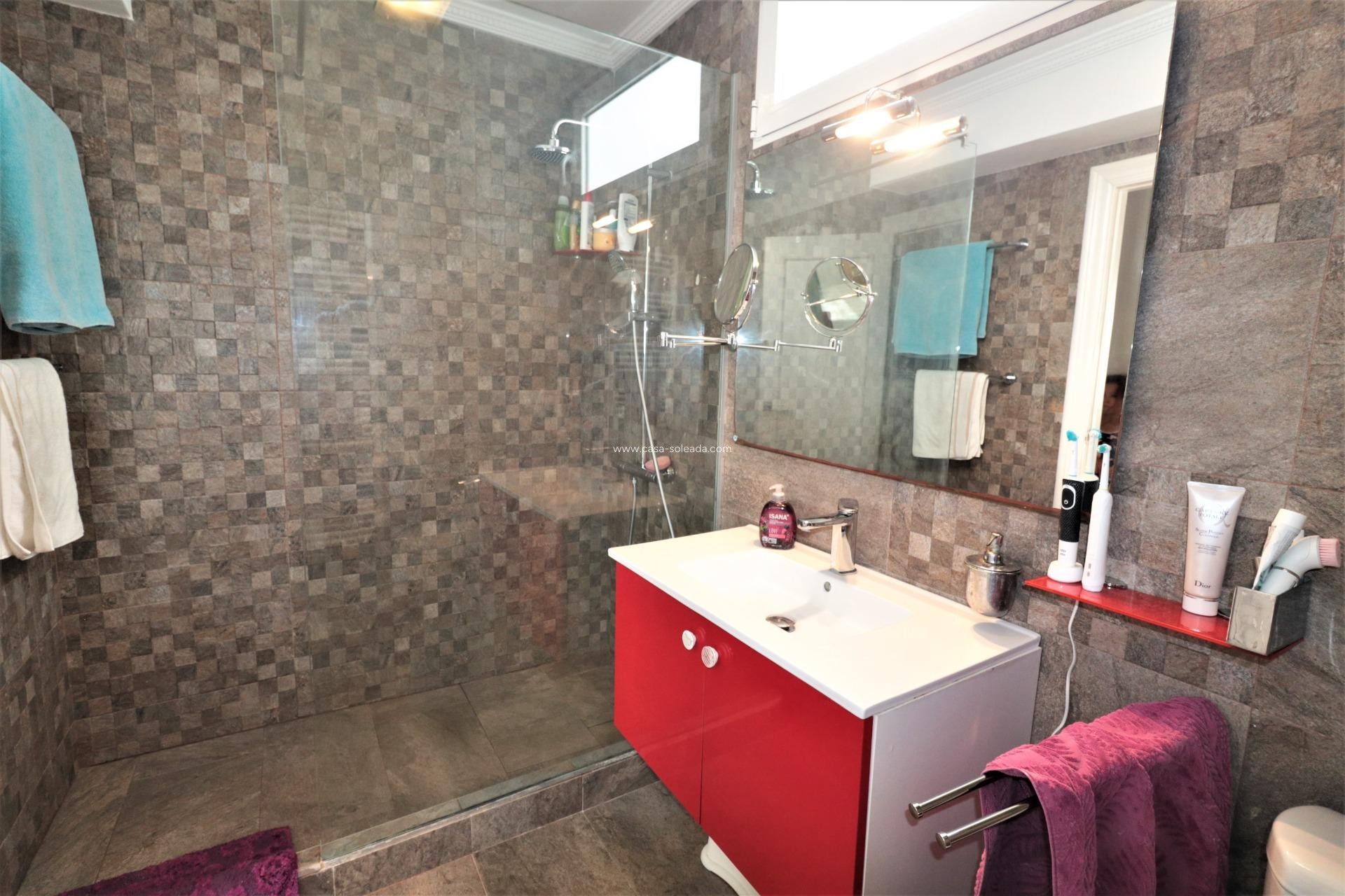 Wiederverkauf - Wohnung - Torrevieja - Playa De Los Naufragos