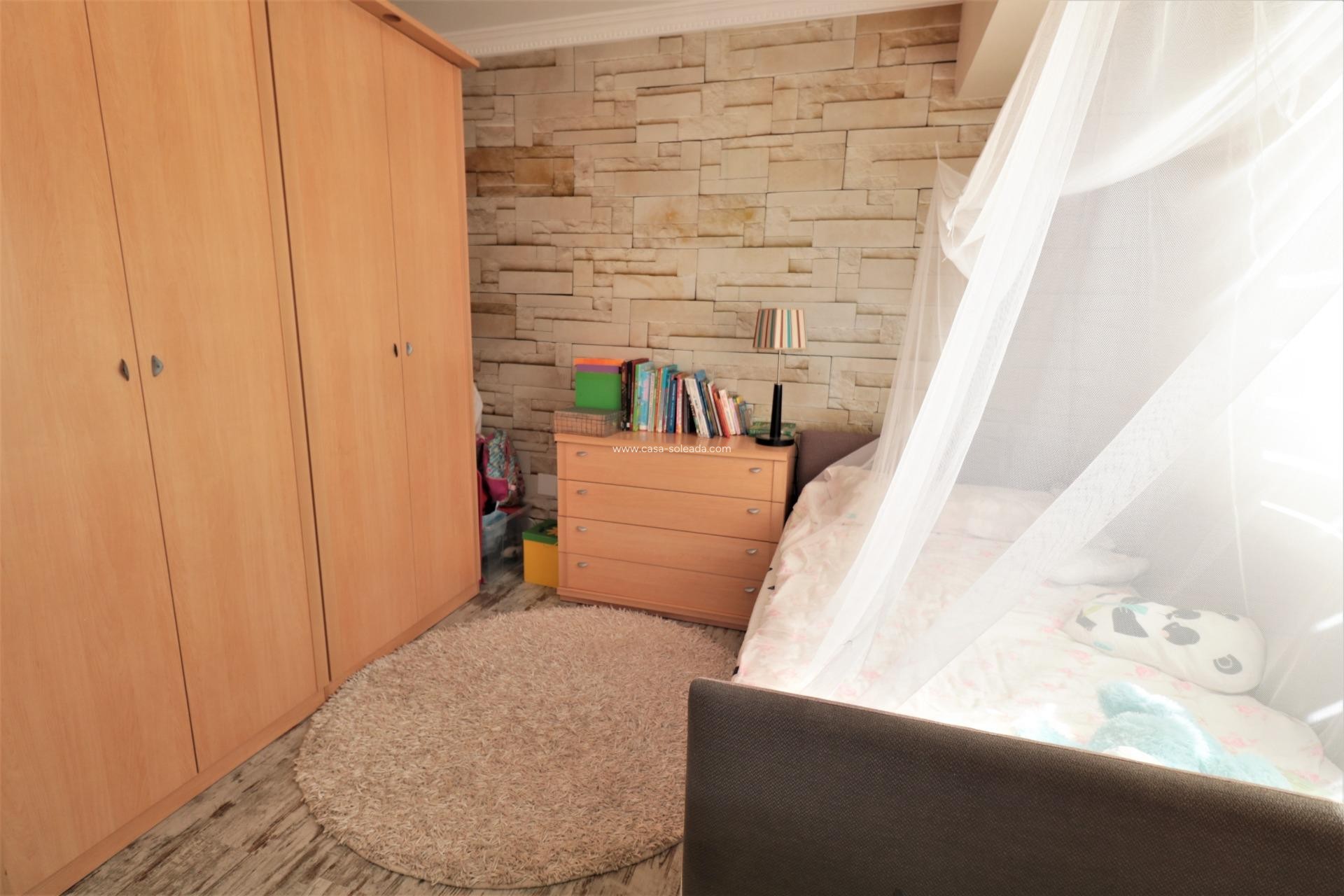 Wiederverkauf - Wohnung - Torrevieja - Playa De Los Naufragos
