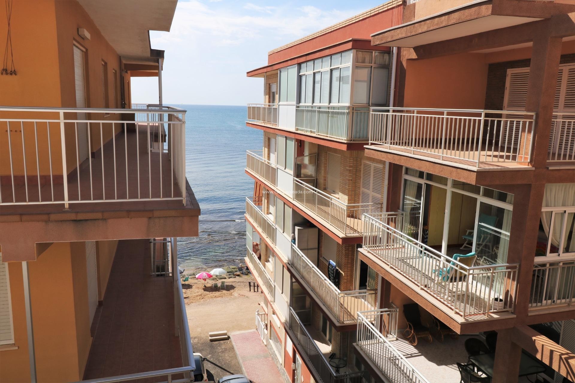 Wiederverkauf - Wohnung - Torrevieja - Playa De Los Naufragos