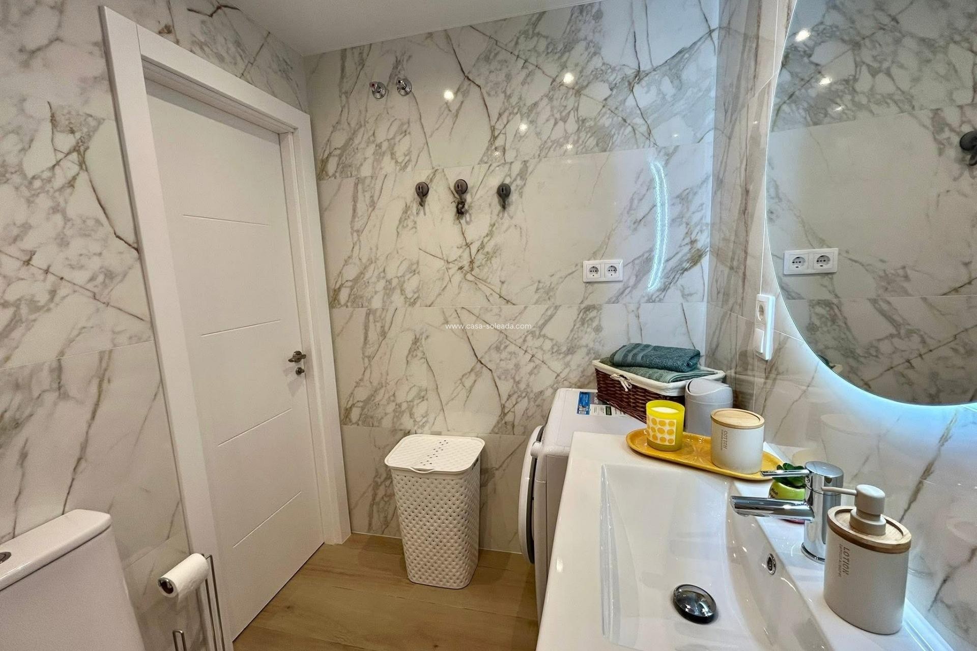 Wiederverkauf - Wohnung - Torrevieja - Playa del Cura