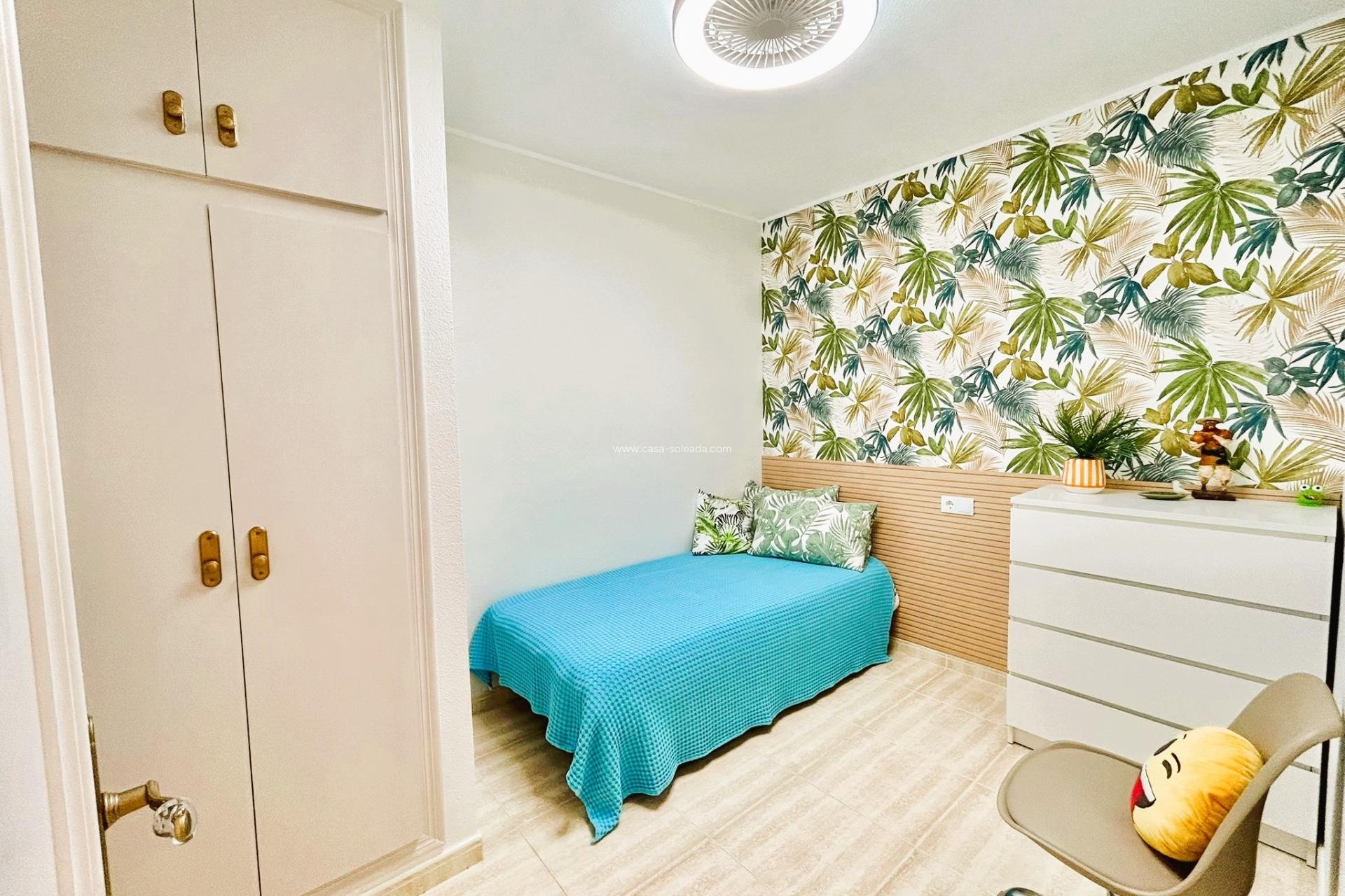 Wiederverkauf - Wohnung - Torrevieja - Playa del Cura