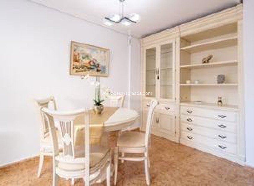 Wiederverkauf - Wohnung - Torrevieja - Playa del Cura