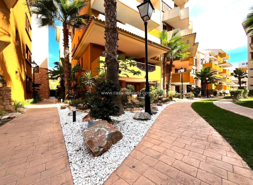 Wiederverkauf - Wohnung - Torrevieja - Punta Prima