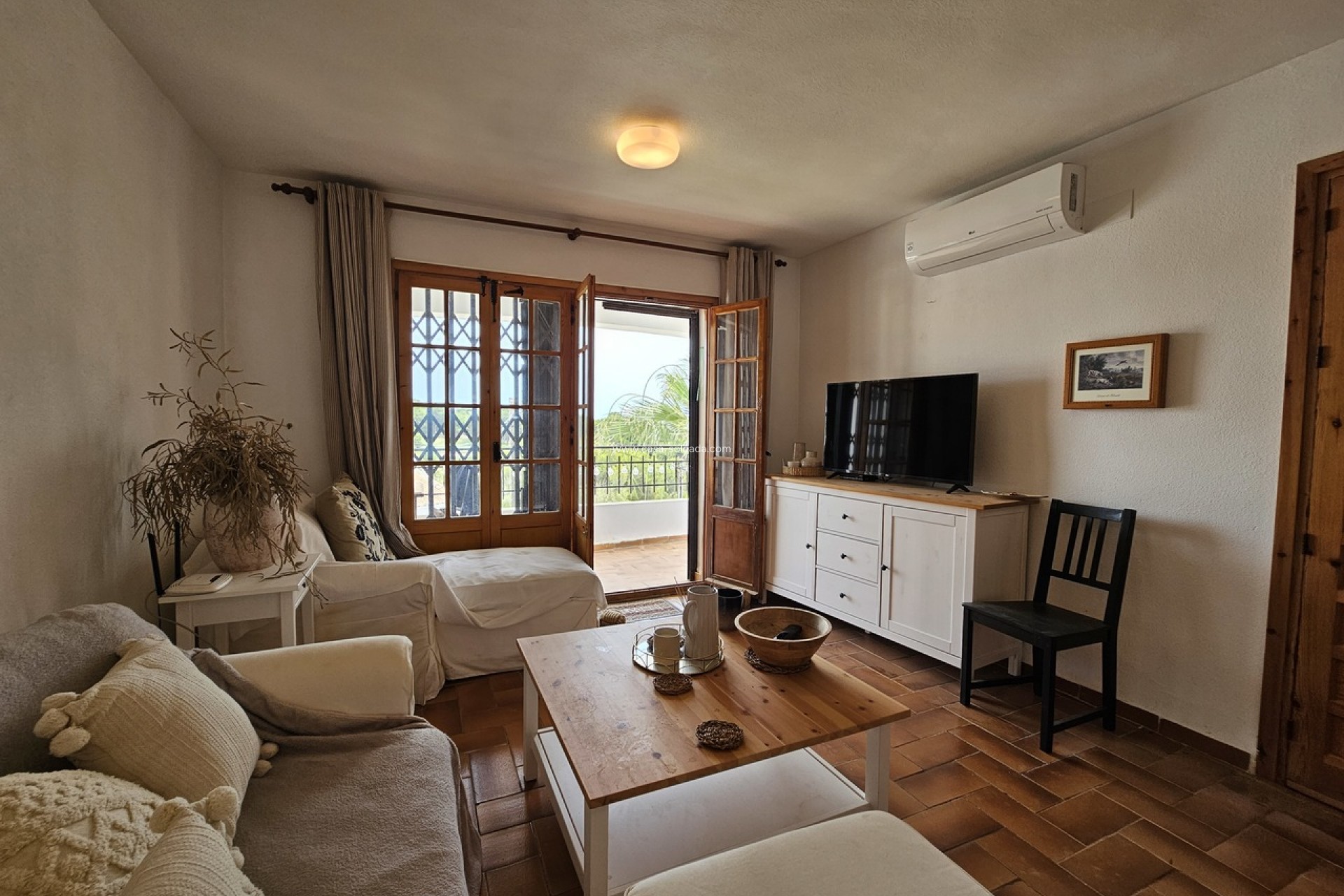 Wiederverkauf - Wohnung - Villamartin - Villamartín