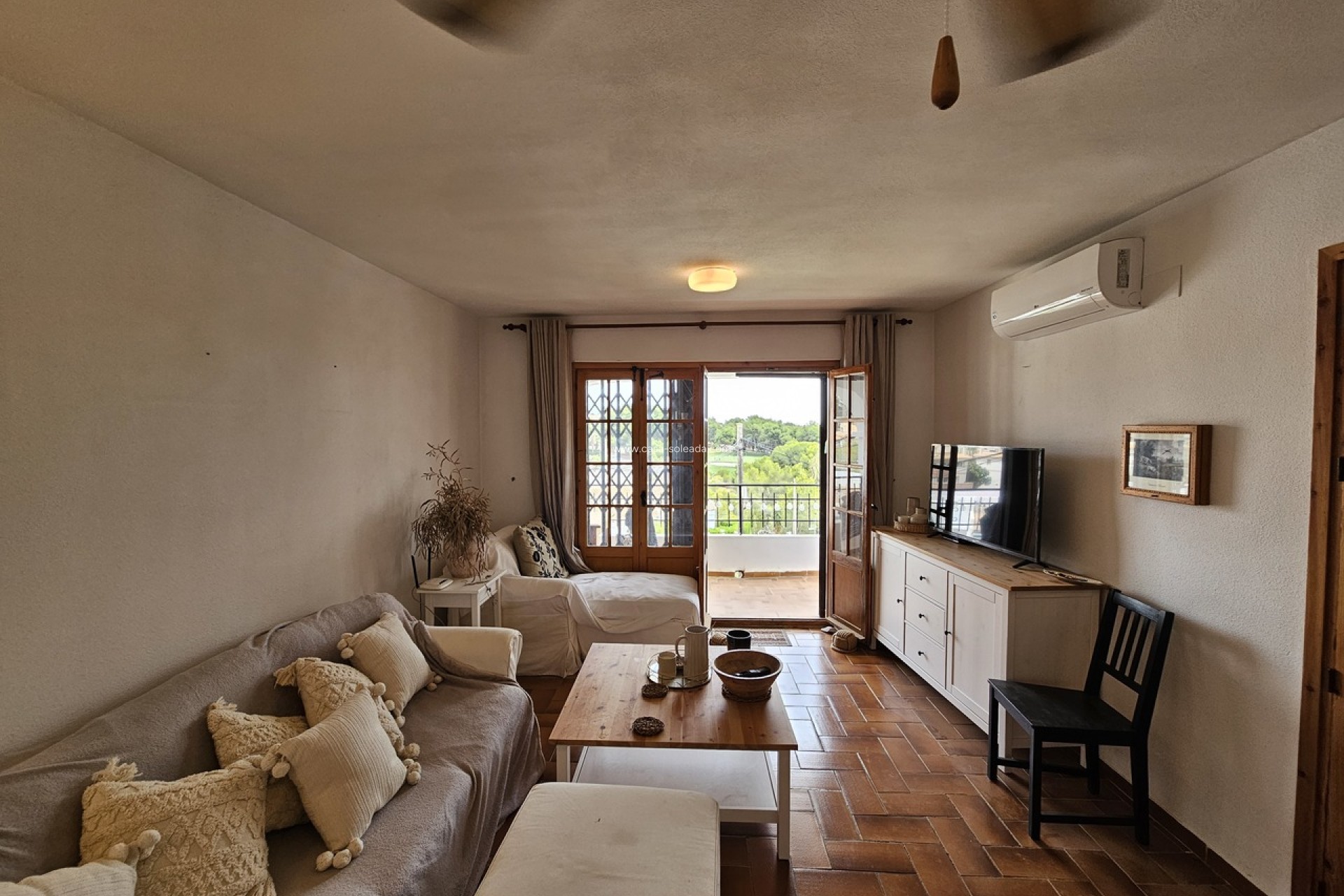 Wiederverkauf - Wohnung - Villamartin - Villamartín
