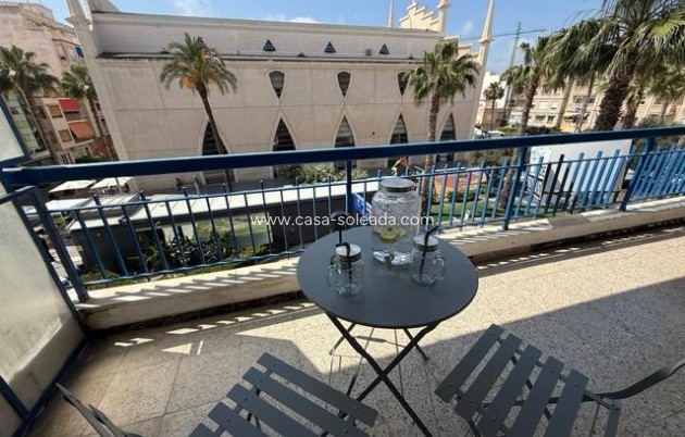 Wohnung - Wiederverkauf - Torrevieja - Center