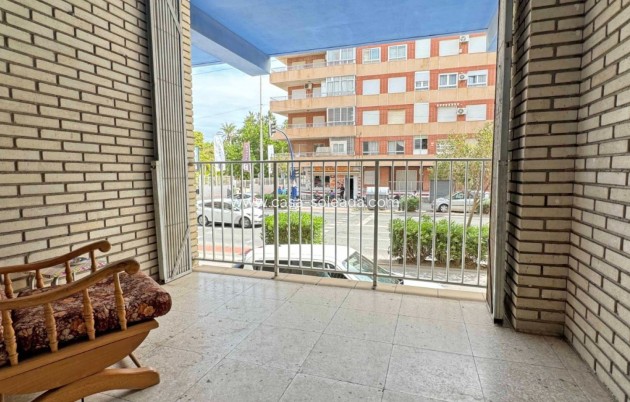 Wohnung - Wiederverkauf - Torrevieja - El Acequión - Los Náufragos