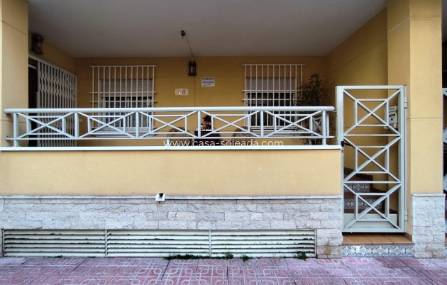 Wohnung - Wiederverkauf - Torrevieja - Estacion Autobuses