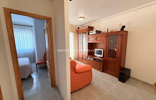 Wohnung - Wiederverkauf - Torrevieja - Playa de los Locos