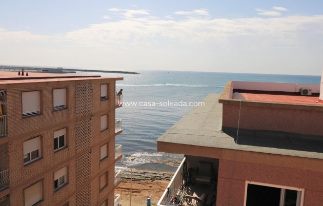 Wohnung - Wiederverkauf - Torrevieja - Playa De Los Naufragos