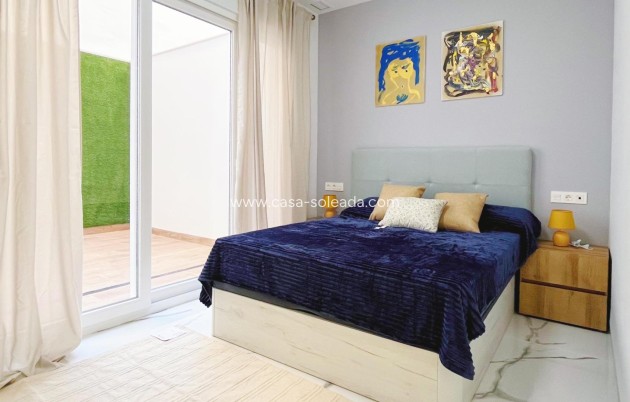 Wohnung - Wiederverkauf - Torrevieja - Playa del Cura