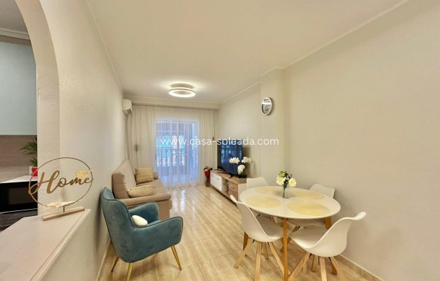 Wohnung - Wiederverkauf - Torrevieja - Playa del Cura