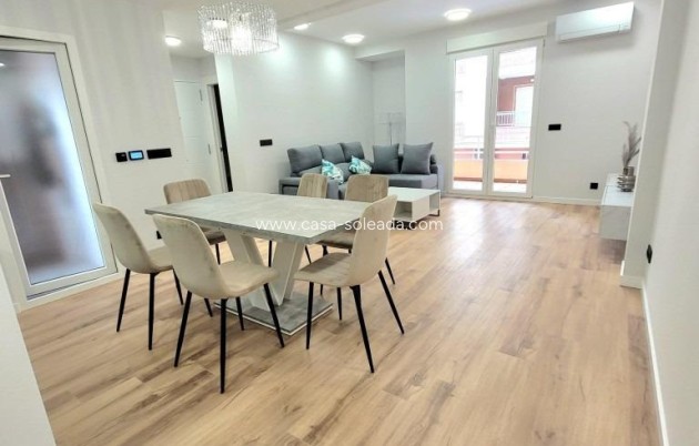 Wohnung - Wiederverkauf - Torrevieja - Playa del Cura