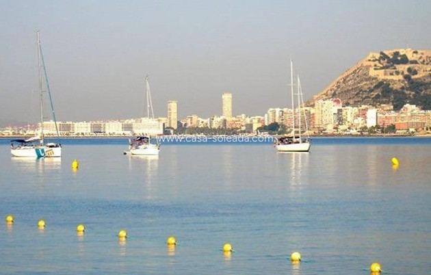 Neue Gebäude - Wohnung - Denia - Dénia