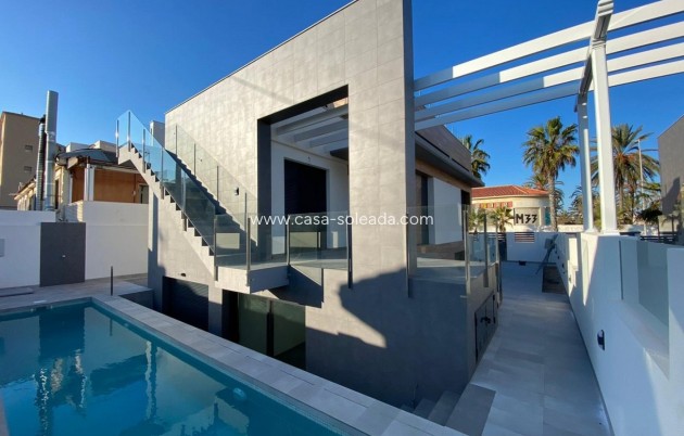 Neue Gebäude - Villa - Torrevieja