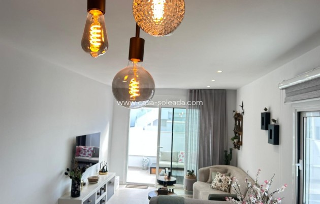 Reventa - Apartamento / piso - Pilar de la Horadada