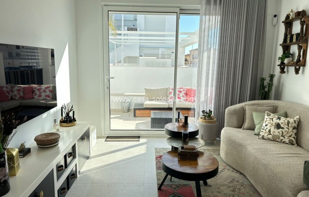 Reventa - Apartamento / piso - Pilar de la Horadada