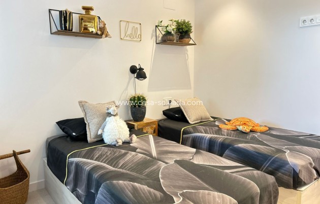 Reventa - Apartamento / piso - Pilar de la Horadada