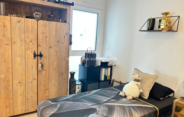 Reventa - Apartamento / piso - Pilar de la Horadada