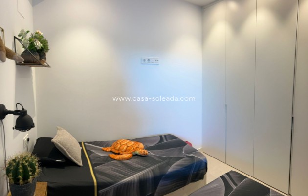 Reventa - Apartamento / piso - Pilar de la Horadada