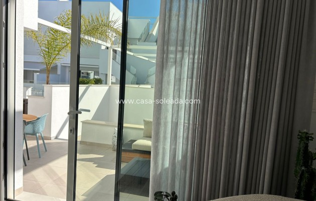 Reventa - Apartamento / piso - Pilar de la Horadada
