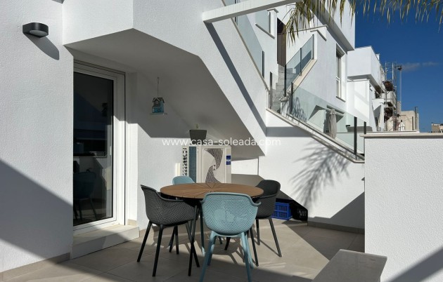 Reventa - Apartamento / piso - Pilar de la Horadada