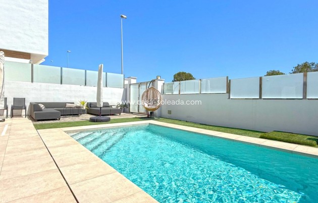 Herverkoop - Villa - Orihuela Costa - Villamartín