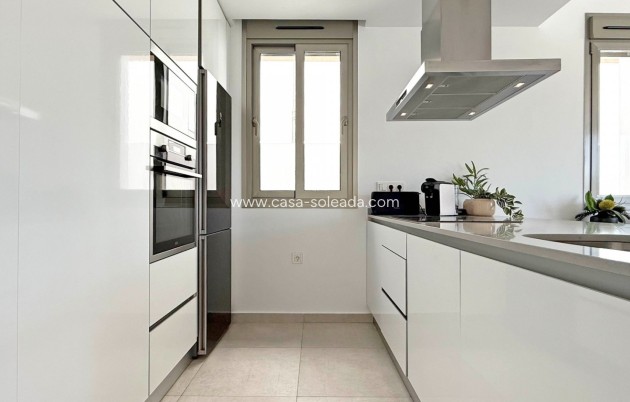 Herverkoop - Villa - Orihuela Costa - Villamartín