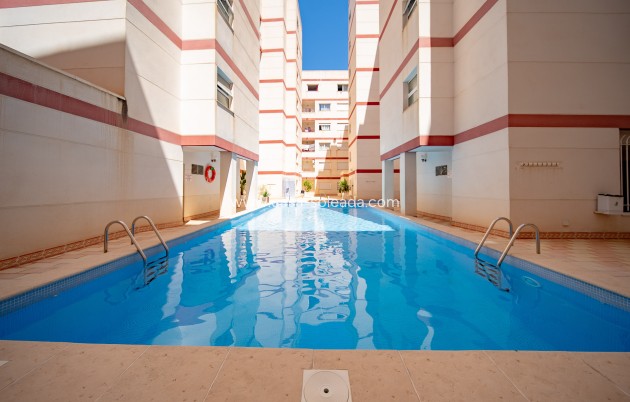 Herverkoop - Appartement / flat - Torrevieja