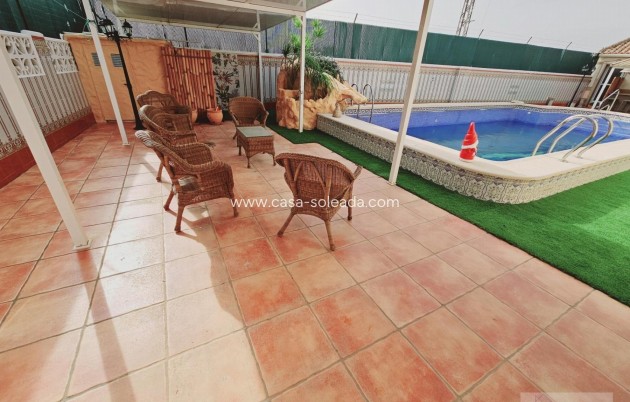 Herverkoop - Villa - Torrevieja - La Siesta