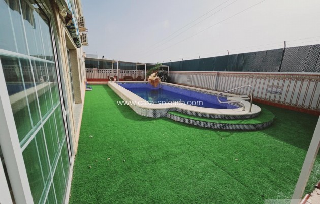 Herverkoop - Villa - Torrevieja - La Siesta