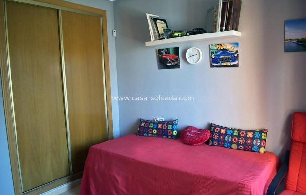 Herverkoop - Herenhuis - Torrevieja - La Siesta