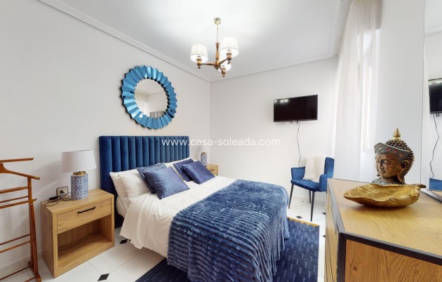 Resale - Apartment / flat - Torrevieja - Playa del Cura