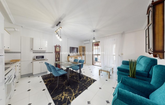 Resale - Apartment / flat - Torrevieja - Playa del Cura