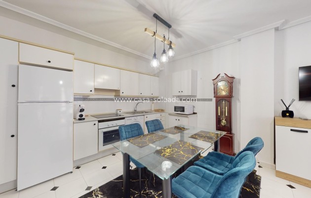 Resale - Apartment / flat - Torrevieja - Playa del Cura