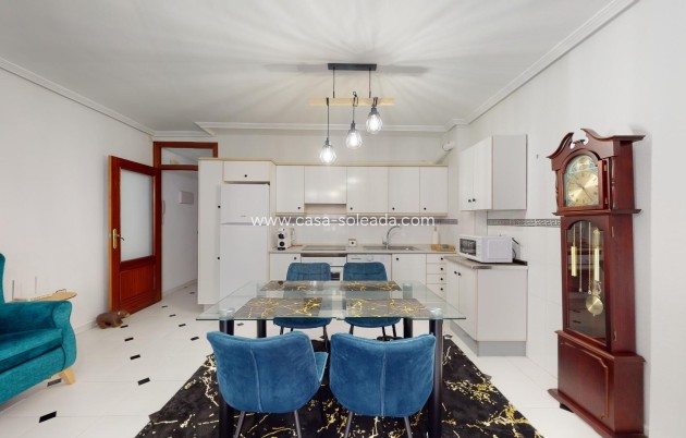 Resale - Apartment / flat - Torrevieja - Playa del Cura