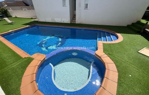 Resale - Villa - Torrevieja - Costa Blanca