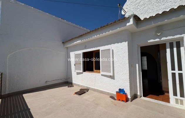 Resale - Villa - Torrevieja - Costa Blanca