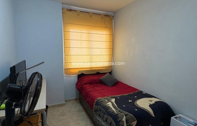 Resale - Apartment / flat - Torrevieja - Costa Blanca